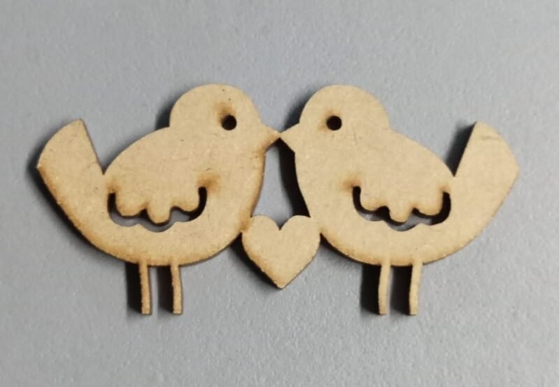 F00243 PAREJA CON PAJARITOS CON CORAZON 8 X 4